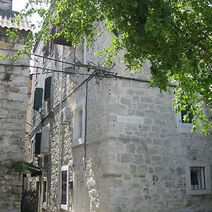 Gasthof Split Central Guesthouse